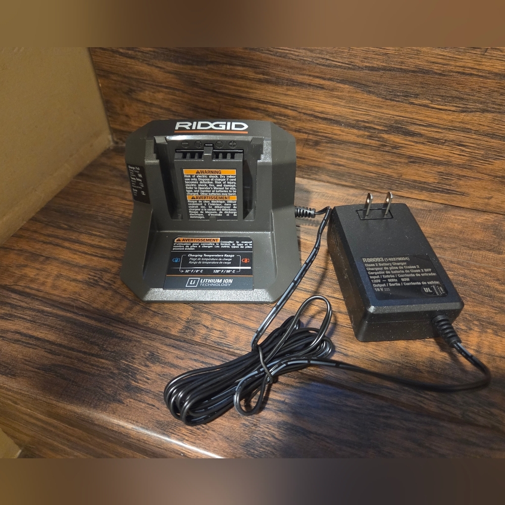 Genuine RIDGID 18V R86093 18 Volt lithium Ion Battery Charger